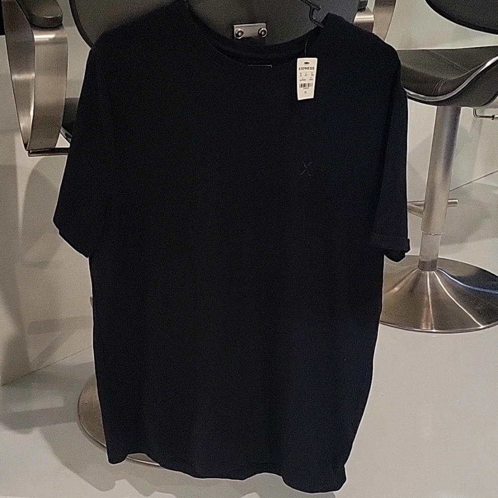 men's black stretch moisture wicking tshirt